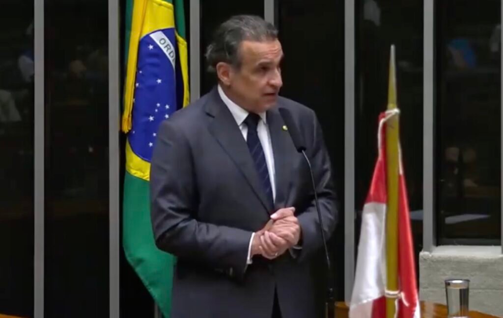 Celebração Histórica: 200 Anos do Tratado Brasil-Santa Sé e do Parlamento Brasileiro
