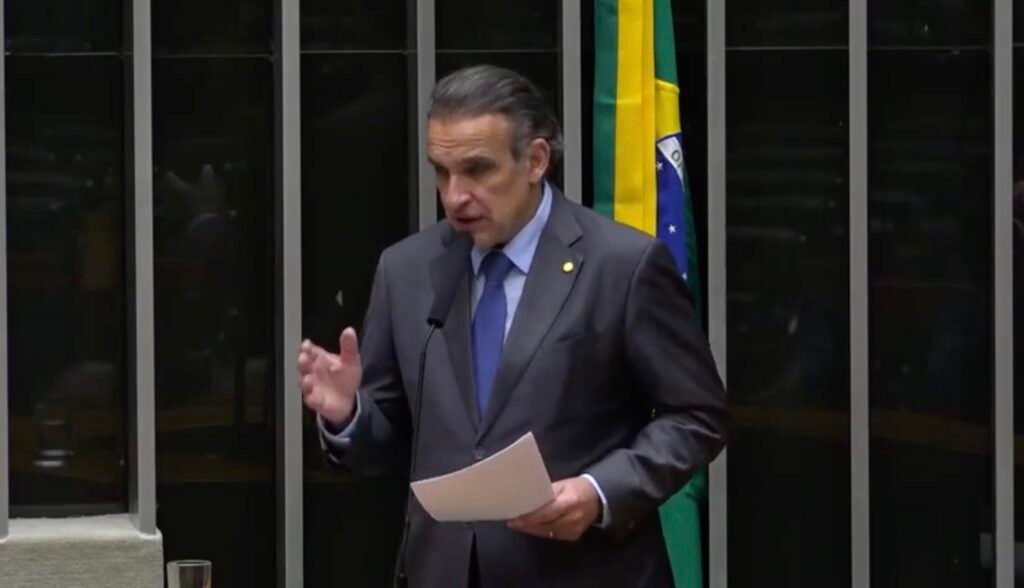 Hugo Leal alerta sobre ameaça ao conceito constitucional de deficiência no Brasil